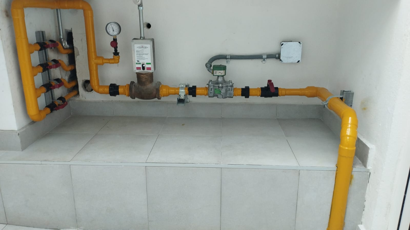 Cambio de reguladores y medidores de Gas Lp